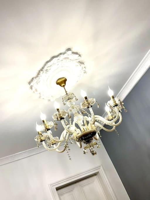 Appt Renove Proche Montmartre Gare Du Nord Et Est Appartement